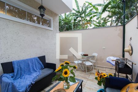 Casa de condomínio para alugar com 90m², 2 quartos e 2 vagas Casa de condomínio para alugar com 90m², 2 quartos e 2 vagasÁrea gourmet