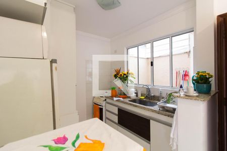 Casa de condomínio para alugar com 90m², 2 quartos e 2 vagas Casa de condomínio para alugar com 90m², 2 quartos e 2 vagasCozinha