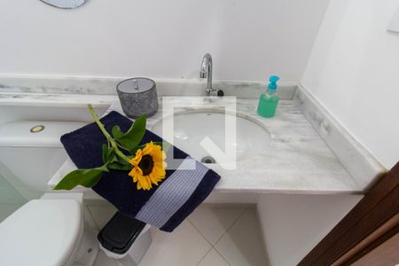 Casa de condomínio para alugar com 90m², 2 quartos e 2 vagas Casa de condomínio para alugar com 90m², 2 quartos e 2 vagasBanheiro