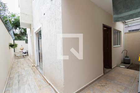Casa de condomínio para alugar com 90m², 2 quartos e 2 vagas Casa de condomínio para alugar com 90m², 2 quartos e 2 vagasCorredor