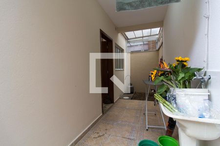 Casa de condomínio para alugar com 90m², 2 quartos e 2 vagas Casa de condomínio para alugar com 90m², 2 quartos e 2 vagasÁrea de serviço