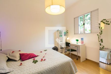 Casa de condomínio para alugar com 90m², 2 quartos e 2 vagas Casa de condomínio para alugar com 90m², 2 quartos e 2 vagasSuíte