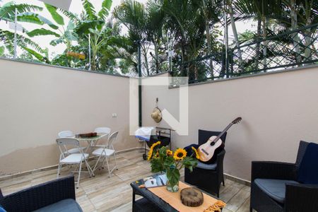 Casa de condomínio para alugar com 90m², 2 quartos e 2 vagas Casa de condomínio para alugar com 90m², 2 quartos e 2 vagasÁrea gourmet