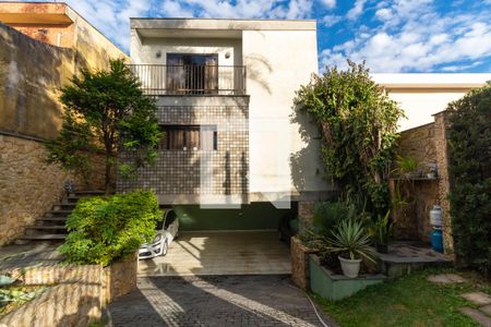 Garagem de casa à venda com 3 quartos, 400m² em Vila Silvia, São Paulo