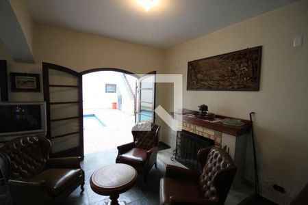 Sala de Estar de casa para alugar com 5 quartos, 342m² em Vila Campo Grande, São Paulo