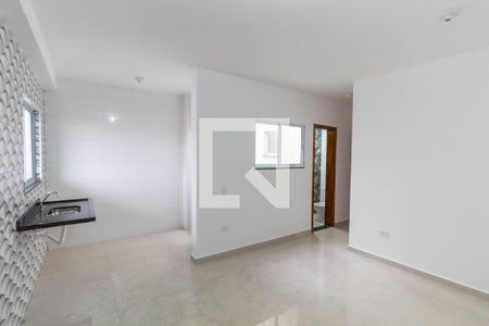 Sala/Cozinha de apartamento para alugar com 2 quartos, 42m² em Jardim Eliane, São Paulo