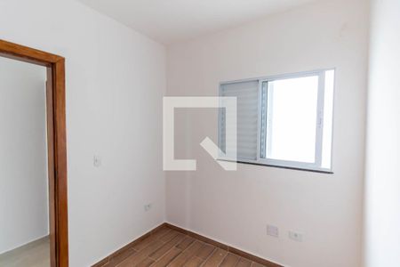 Quarto 2 de apartamento para alugar com 2 quartos, 42m² em Jardim Eliane, São Paulo