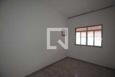 Quarto 1 de casa para alugar com 3 quartos, 100m² em Irajá, Rio de Janeiro