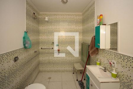 Banheiro da Suite de casa à venda com 5 quartos, 300m² em Vila Alpina, São Paulo