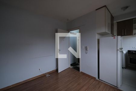 Sala de apartamento para alugar com 1 quarto, 33m² em Fazendinha, Curitiba