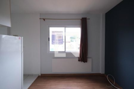 Sala de apartamento para alugar com 1 quarto, 33m² em Fazendinha, Curitiba