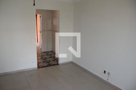 Sala de casa de condomínio para alugar com 2 quartos, 58m² em Jardim Ísis, Cotia