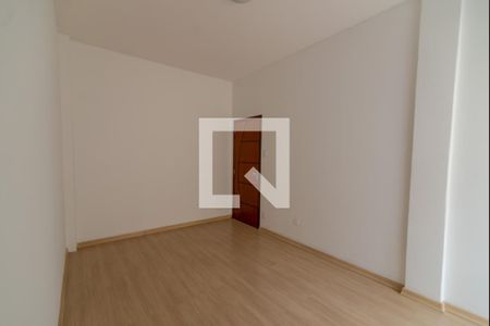 Apartamento à venda com 76m², 2 quartos e 1 vagaSala