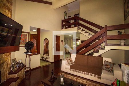 Sala  de casa à venda com 3 quartos, 243m² em Ipanema, Porto Alegre