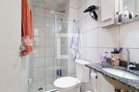 Banheiro de apartamento para alugar com 2 quartos, 48m² em Conceição, Osasco