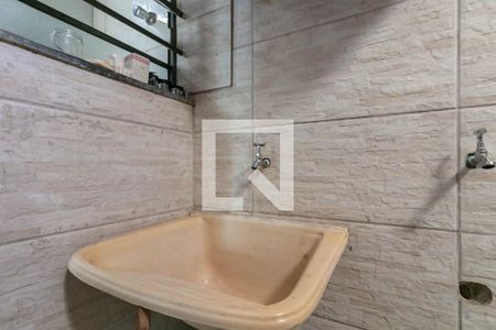 Casa de condomínio à venda com 51m², 2 quartos e 1 vaga Casa de condomínio à venda com 51m², 2 quartos e 1 vagaÁrea de Serviço