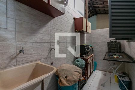 Casa de condomínio à venda com 51m², 2 quartos e 1 vaga Casa de condomínio à venda com 51m², 2 quartos e 1 vagaÁrea de Serviço