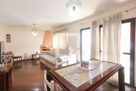 Apartamento à venda com 139m², 4 quartos e 3 vagasSala