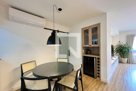 Sala de Jantar de apartamento para alugar com 2 quartos, 84m² em Vila Nova Conceição, São Paulo