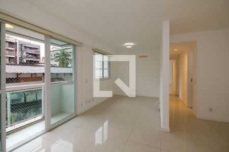 Sala de apartamento para alugar com 2 quartos, 73m² em Tijuca, Rio de Janeiro