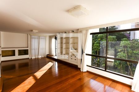 Sala de apartamento para alugar com 3 quartos, 250m² em Real Parque, São Paulo