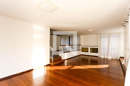 Sala de apartamento para alugar com 3 quartos, 250m² em Real Parque, São Paulo