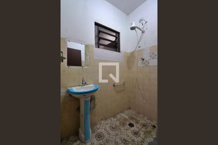 Banheiro de casa à venda com 1 quarto, 45m² em Vila Gilda, Santo André