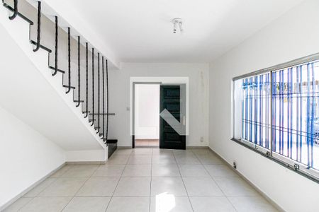 Casa à venda com 3 quartos, 132m² em Vila Cordeiro, São Paulo