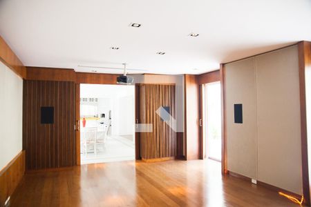 Sala de casa à venda com 6 quartos, 1100m² em Pacaembu, São Paulo