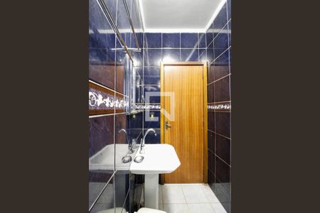 Casa para alugar com 370m², 4 quartos e 4 vagas Casa para alugar com 370m², 4 quartos e 4 vagasBanheiro 2