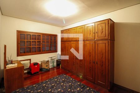 Casa para alugar com 370m², 4 quartos e 4 vagas Casa para alugar com 370m², 4 quartos e 4 vagasQuarto 1