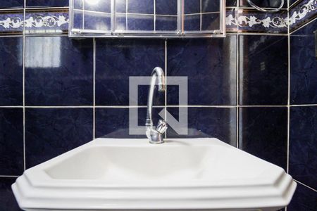 Casa para alugar com 370m², 4 quartos e 4 vagas Casa para alugar com 370m², 4 quartos e 4 vagasBanheiro 2