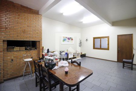 Casa para alugar com 370m², 4 quartos e 4 vagas Casa para alugar com 370m², 4 quartos e 4 vagasSalão de Festas