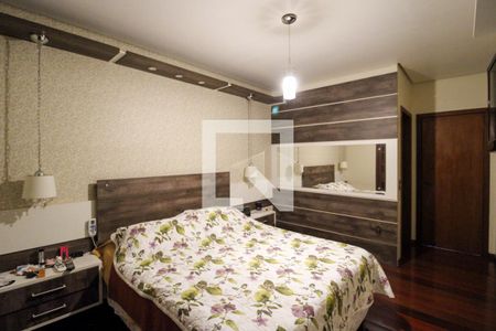 Casa para alugar com 370m², 4 quartos e 4 vagas Casa para alugar com 370m², 4 quartos e 4 vagasQuarto Suíte