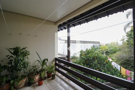 Casa para alugar com 370m², 4 quartos e 4 vagas Casa para alugar com 370m², 4 quartos e 4 vagasÁrea de Serviço