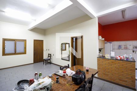 Casa para alugar com 370m², 4 quartos e 4 vagas Casa para alugar com 370m², 4 quartos e 4 vagasSalão de Festas