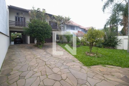 Casa para alugar com 370m², 4 quartos e 4 vagas Casa para alugar com 370m², 4 quartos e 4 vagasQuintal