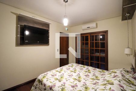 Casa para alugar com 370m², 4 quartos e 4 vagas Casa para alugar com 370m², 4 quartos e 4 vagasQuarto Suíte