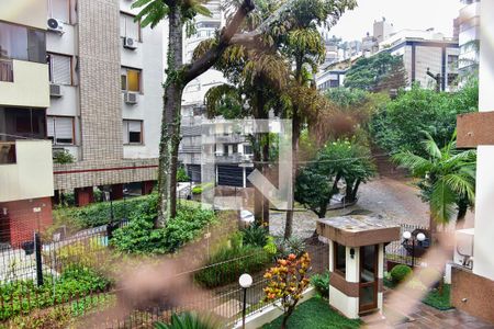 Vista da Sala de apartamento à venda com 3 quartos, 164m² em Bela Vista, Porto Alegre