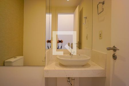 Lavabo de apartamento à venda com 2 quartos, 80m² em Barra da Tijuca, Rio de Janeiro