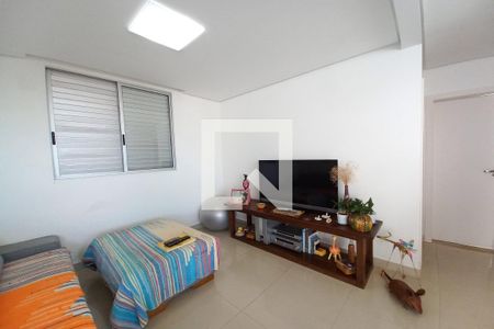 Sala de TV de apartamento à venda com 3 quartos, 200m² em Ouro Preto, Belo Horizonte