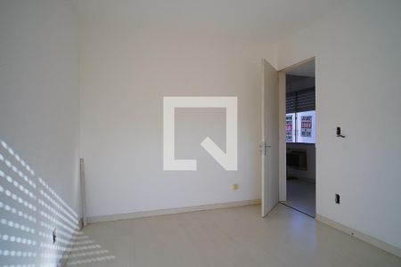 Quarto 2 de apartamento à venda com 2 quartos, 48m² em Protásio Alves, Porto Alegre