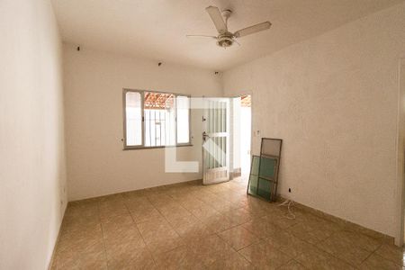 Sala de casa para alugar com 2 quartos, 60m² em Campo Grande, Rio de Janeiro