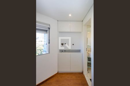 Apartamento para alugar com 70m², 1 quarto e 2 vagas Apartamento para alugar com 70m², 1 quarto e 2 vagasSuíte