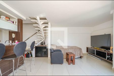 Sala de apartamento para alugar com 1 quarto, 70m² em Vale do Sereno, Nova Lima