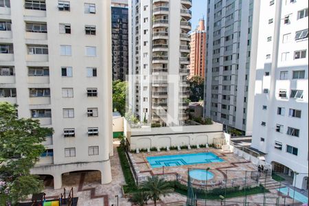 Vista da sala de apartamento à venda com 2 quartos, 74m² em Vila Uberabinha, São Paulo