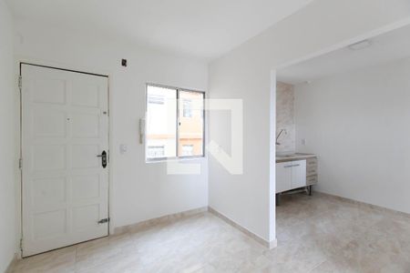 Sala de apartamento para alugar com 2 quartos, 56m² em Conjunto Residencial José Bonifácio, São Paulo