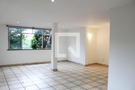 Sala de casa para alugar com 3 quartos, 250m² em Freguesia (jacarepaguá), Rio de Janeiro