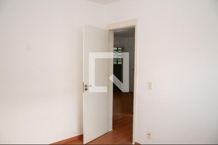 Quarto de apartamento à venda com 2 quartos, 44m² em Santa Maria, Contagem