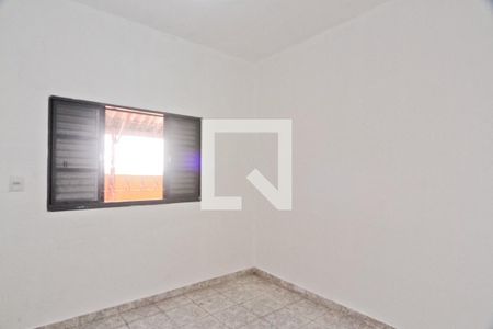 Quarto 2 de casa para alugar com 2 quartos, 70m² em Vila Zat, São Paulo